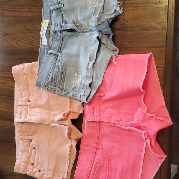 Abercrombie & Fitch size 2 short bundle - Picture 3 of 3